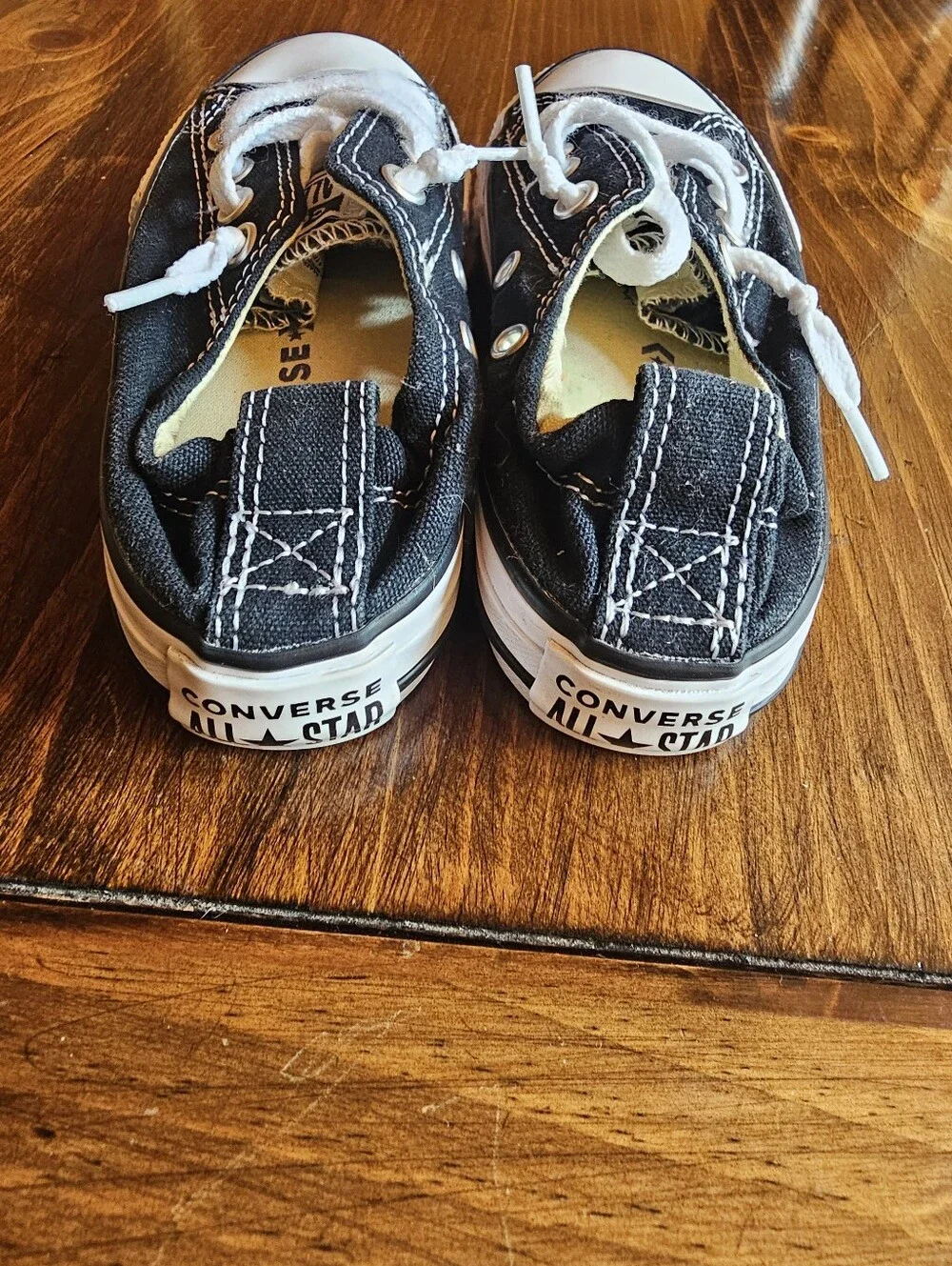 KidsSize 11 Converse Chuck Taylors Girls Black and White Low-Top Canvas Sneakers